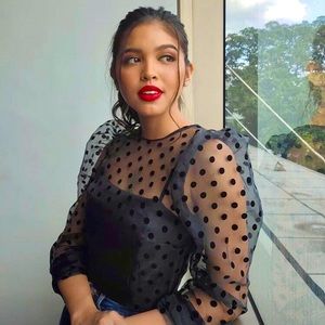 Sexy,stunning and fun Zara crop top